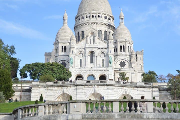 Paris 15+ Sights with Self-Guided Opera & Perfume