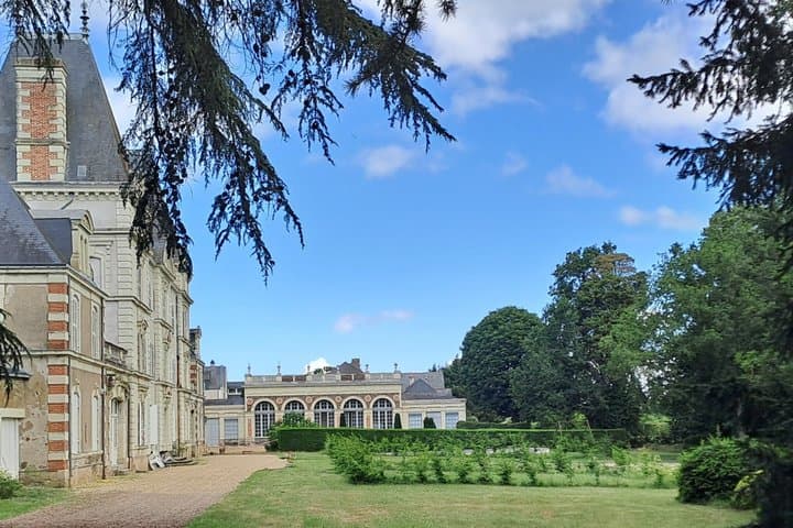 Anjou Chateau and Wine Discovery Full day