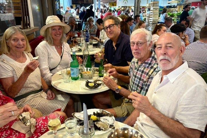 Bordeaux Sweet & Savory Food Tour with Wine Tasting