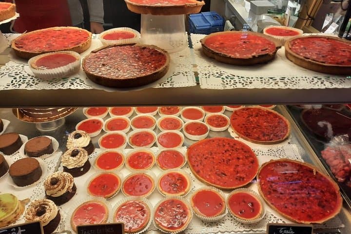 Lyon: Original Private Food Market Tour in Les Halles Paul Bocuse