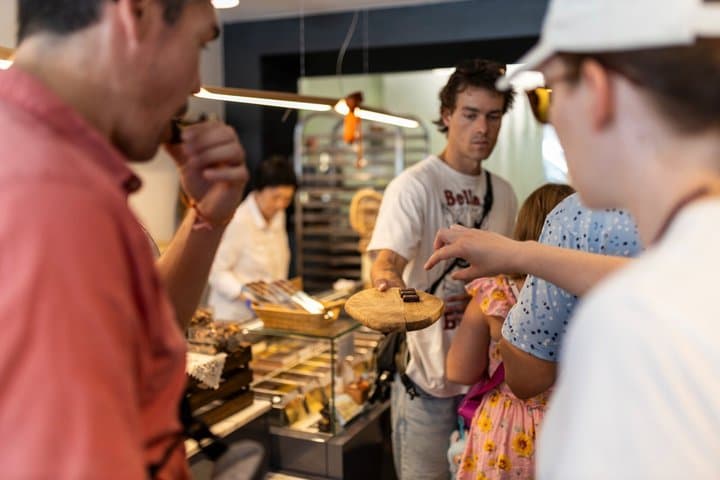 Paris Montmartre Chocolates and Pastry Private Food Tour