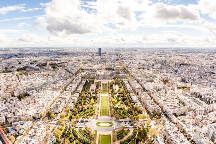 Eiffel Tower Guided Access up to 2nd Floor Optional Summit Floor