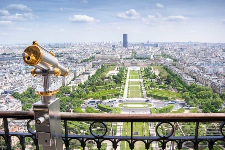 Eiffel Tower Guided Access up to 2nd Floor Optional Summit Floor