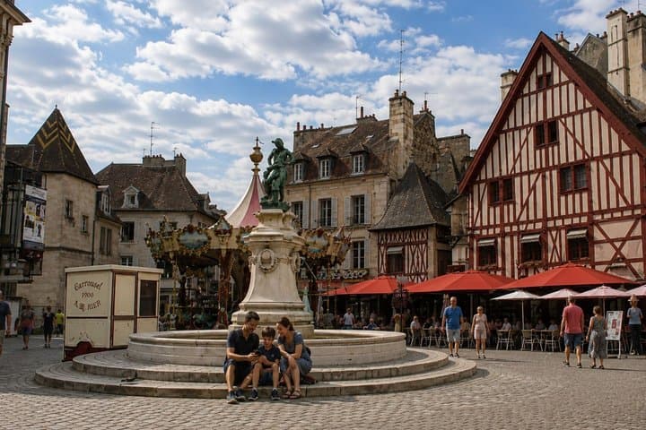 Dijon Scavenger Hunt & Highlights Self-Guided Walking Tour