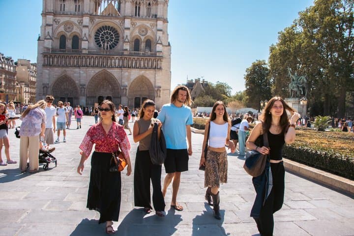 Legends of Paris, Historic City Centre Walking Tour