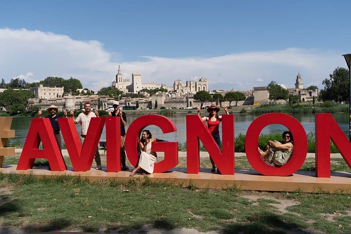 Small Group Marseille Shore Excursion : Avignon & Chateauneuf du Pape Wine Tour