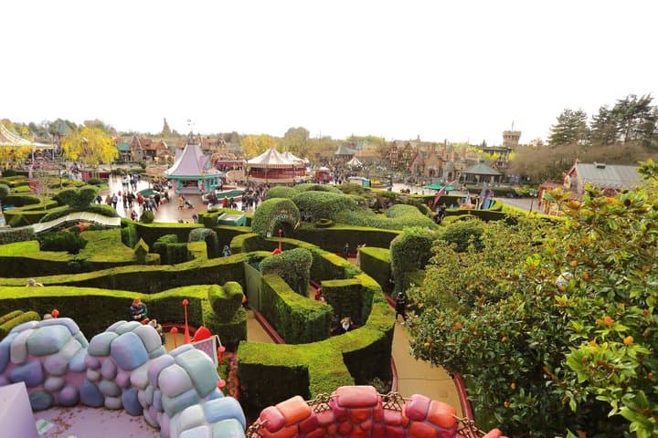 Disneyland Paris Transfer from Paris One Way or Round Trip