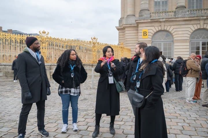 Skip-the-line: Versailles Palace and Gardens Walking Tour