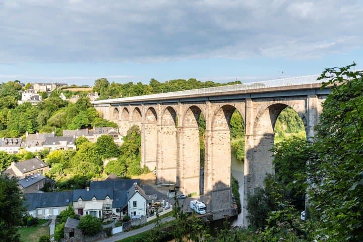 Hello Dinan: Private 2-Hour Intro City Walk with Local Guide