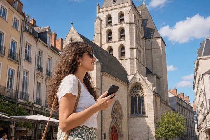 Nantes Self-Guided Detective Murder Mystery Game