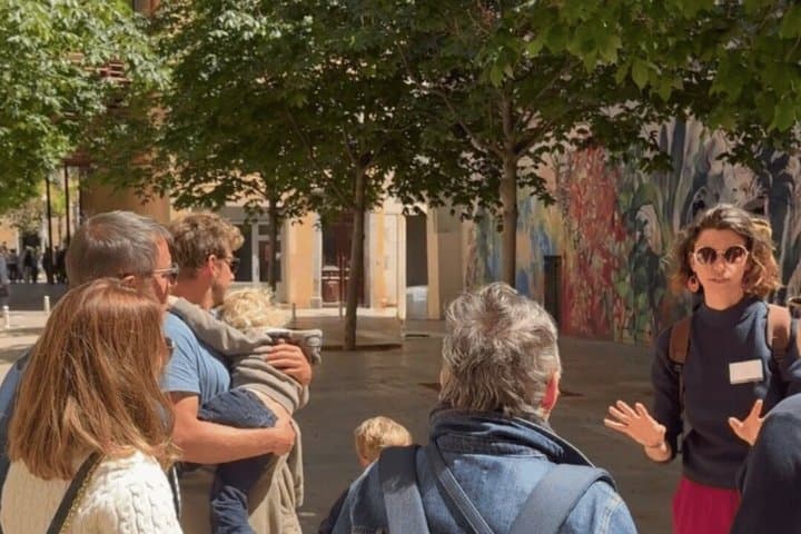 Unusual Tour of Old Toulon: Secrets and Anecdotes
