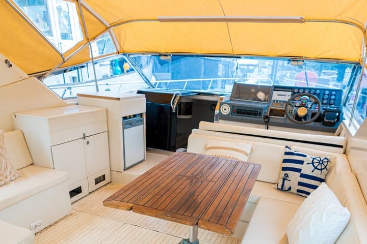 Private and Romantic Cruise on the Seine