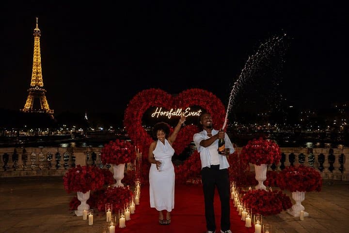 Romantic Marriage Proposal in Paris