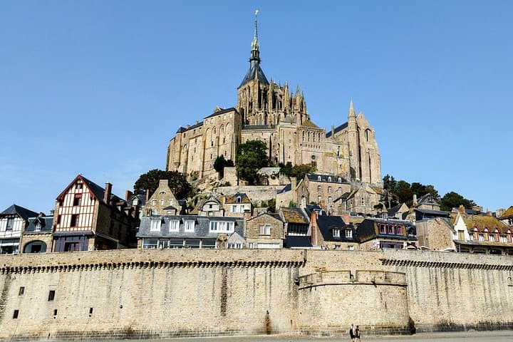 Private Mont Saint Michel Experience from Bayeux
