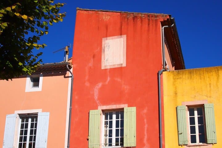 Luberon Villages Discovery Gordes Roussillon and Lourmarin