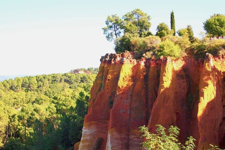 Luberon Villages Discovery Gordes Roussillon and Lourmarin