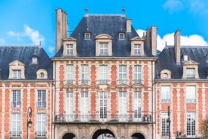 Paris WWII Occupation and Liberation Walking Tour