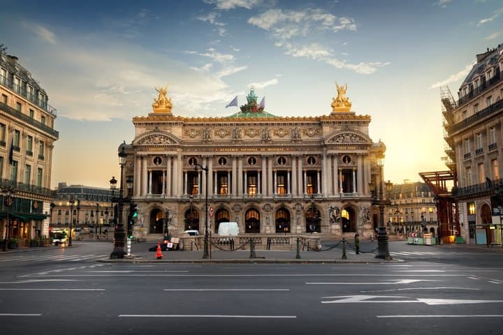 Paris WWII Occupation and Liberation Walking Tour