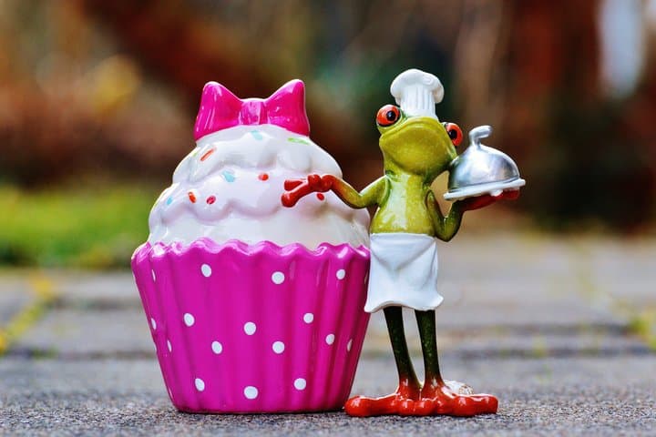 Paris Le Marais Patisserie and Pastry Walking Food Tour