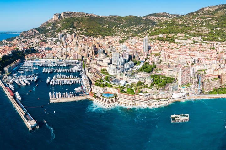 Perfume, Princes & Panoramas: Èze, Monaco & Fragonard from Nice