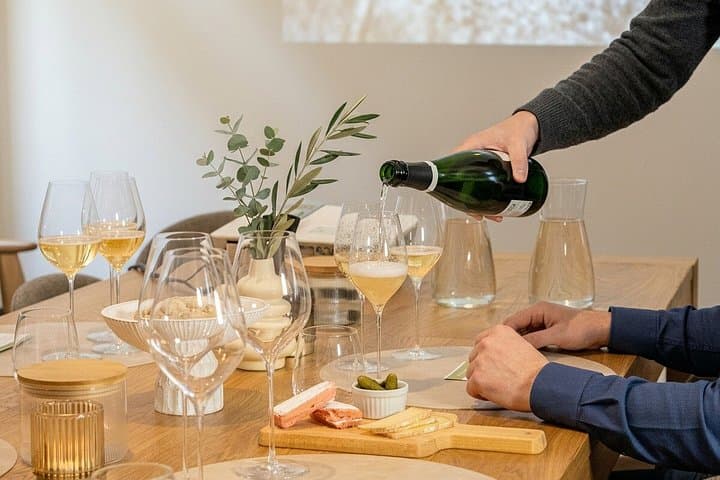 Le Marais Food and Wine Tour - French Gourmet Tastings