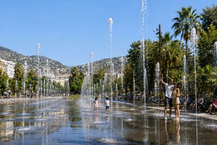 Nice Scavenger Hunt & Highlights Self-Guided Walking Tour