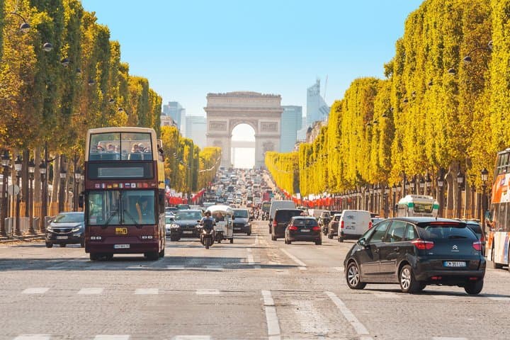 Paris Hop On Hop Off Sightseeing Bus Tour