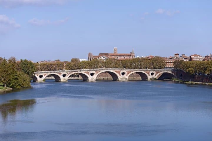 Toulouse Self Guided Walking Tour La Ville Rose, Audio and Quiz
