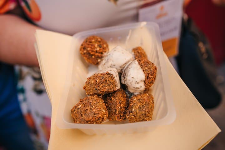 Paris Le Marais Food Tour – Full French Meal by Do Eat Better