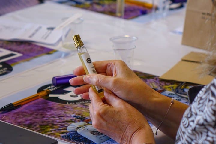 Workshop Creation of Custom Perfumes between Nîmes and Arles