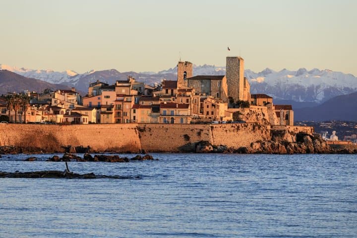 From Nice: French Riviera Art Tour with Wine Tasting