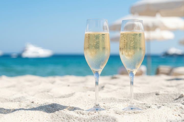 Tipsy in Nice: Old Town Secrets & Sunset Beach Apéro Delivery