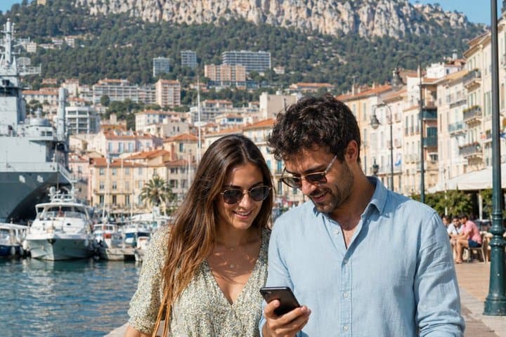 Secrets of Toulon: Self-Guided Scavenger Hunt & Walking Tour