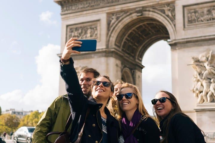 Best of Paris Guided Half Day City Tour with a Local