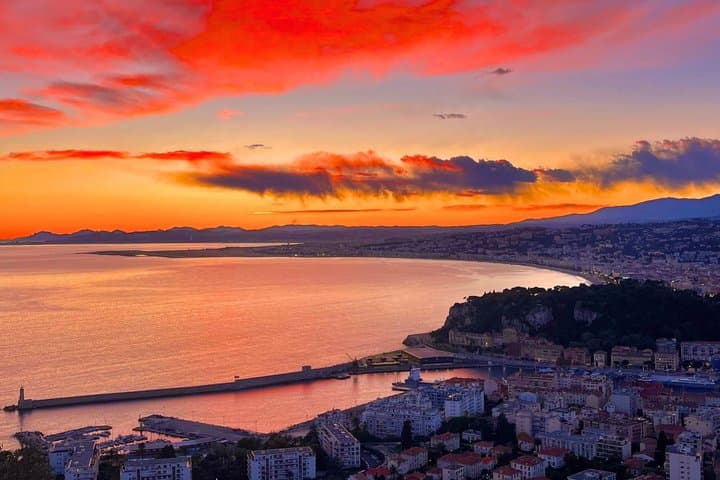 Nice: Private tour in a classic car on the French Riviera