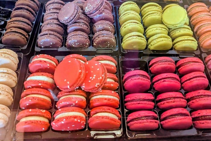 Local Designer Shopping Bubbles and Macaron Tasting in Le Marais