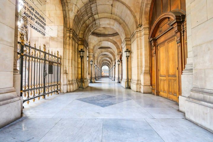 Discover Paris’ most Photogenic Spots with a Local