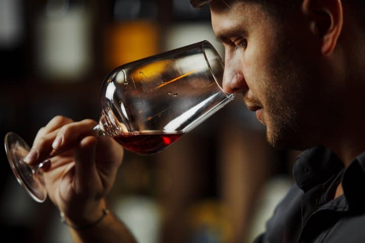 Paris Natural Wine & Cheese Tasting in a Hidden Wine Bar