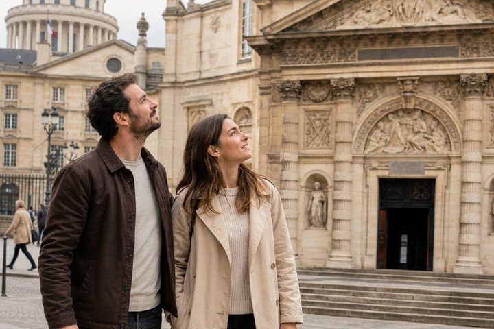 Paris: Panthéon Area: Self-Guided Scavenger Hunt Walking Tour