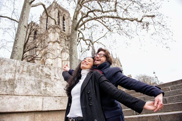 Private Photoshoot at Notre-Dame and Île de la Cité in Paris