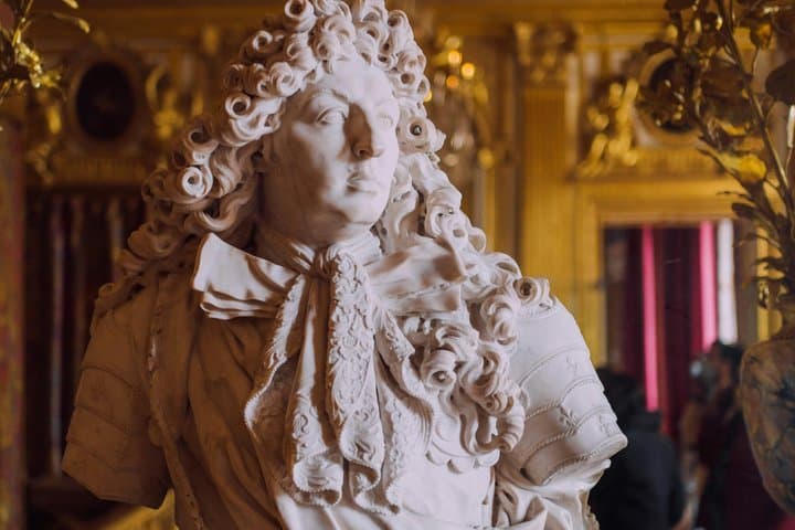 Versailles Palace and Gardens Guided Experience 10-Guests Max