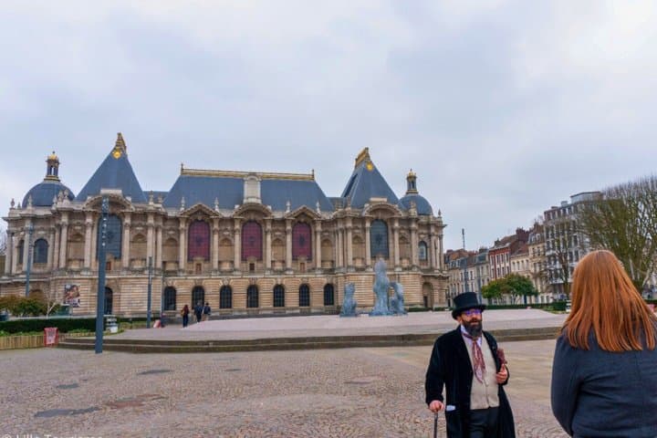 Unusual guided tour of Lille in 1913 immersion