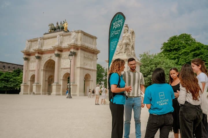 Guided Tour of the Louvre Museum with Seine River Cruise Ticket