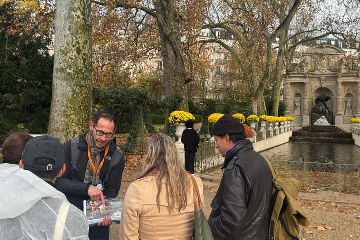 Paris Latin Quarter Tour: Pantheon, Luxembourg Gardens & More