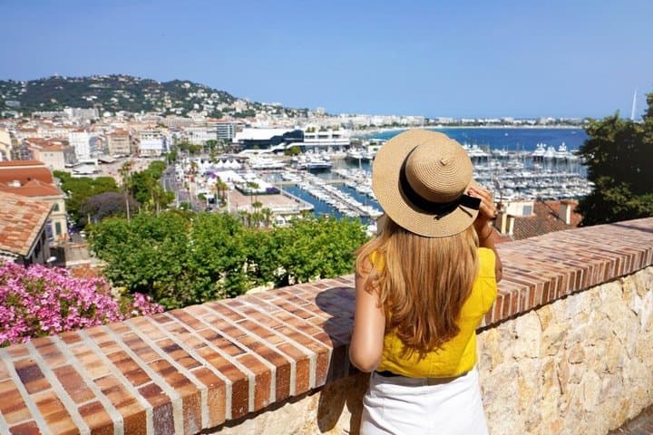 Panoramic Views and Beach Photoshoot in Cannes