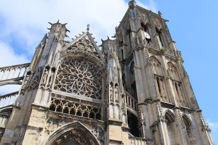 Harry Potter – Inspired Walking Tour & Magical Treasure Hunt