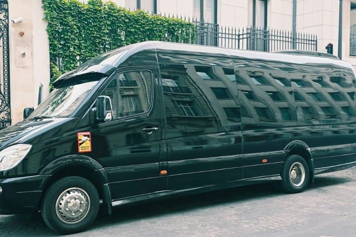 Private Transfer Airport CDG Orly to Paris by Minibus 19pax