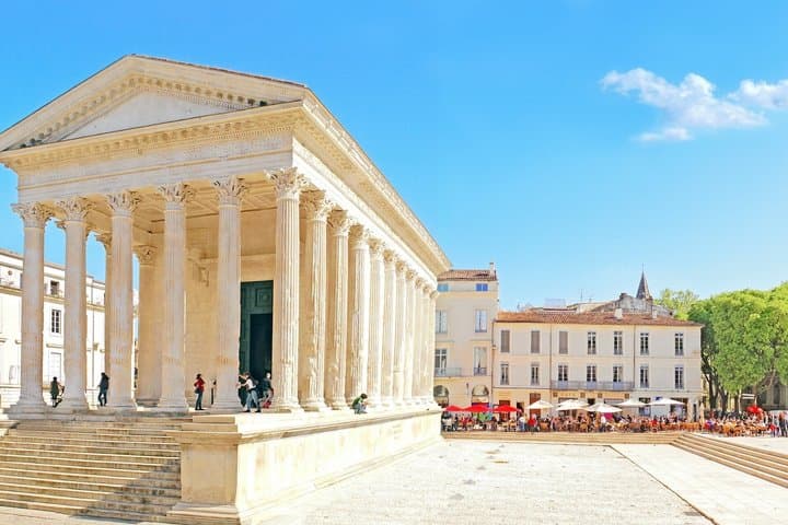 Lyon to Nimes Private Guided Day Tour By Car