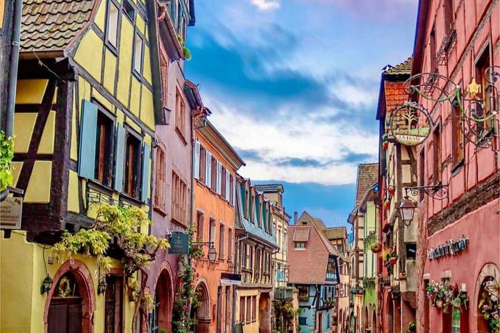 Excursion through several typical Alsatian villages