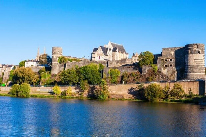 TOP Angers: Private Guided Tour with Your Mobile
